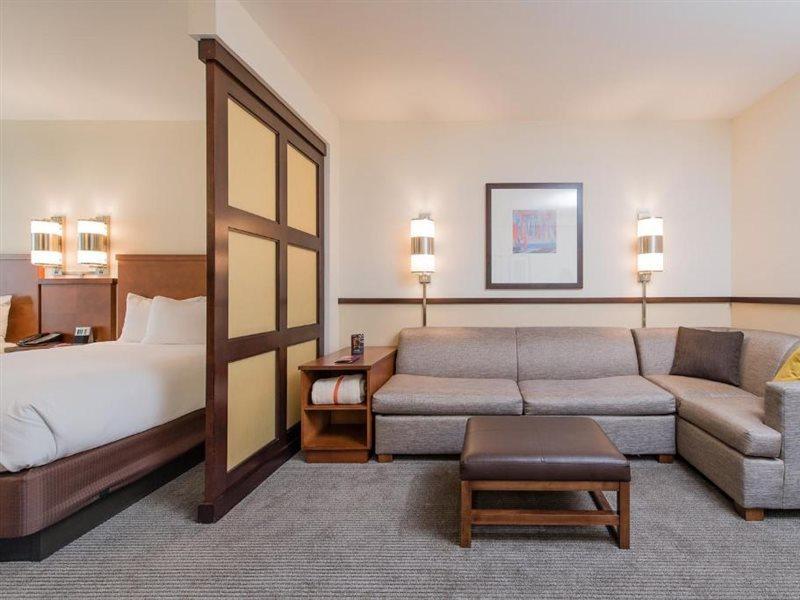 Hyatt Place Charleston Airport / Convention Center Норт Чарлстън Екстериор снимка